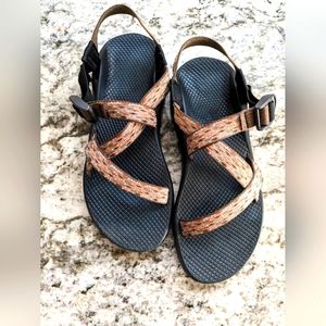 Peach Chacos size w9
